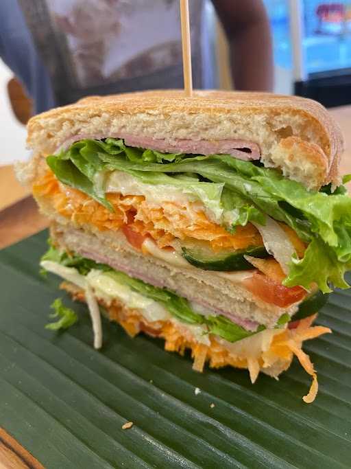 Swich Sandwiches Seminyak 8