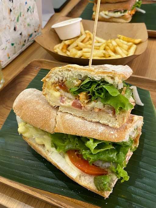 Swich Sandwiches Seminyak 9