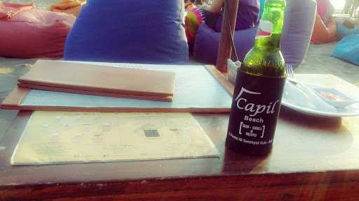 Capil Beach Grill & Bar 9