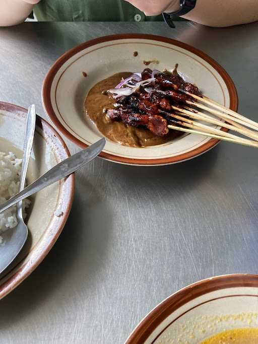 Sate Gulai Kambing Kasihan 10