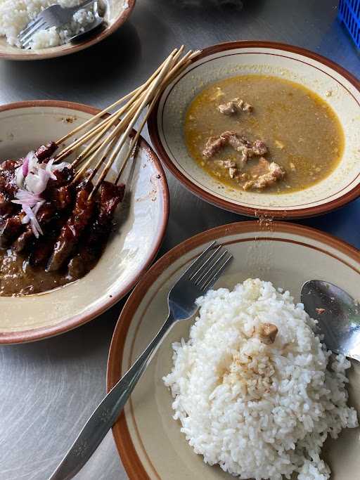 Sate Gulai Kambing Kasihan 9