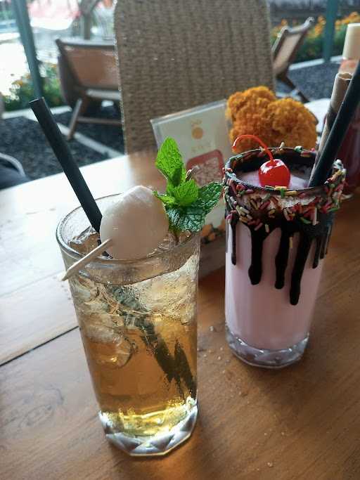 Cafe Gemitir Bali 5