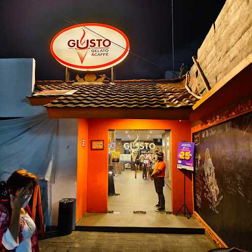 Gusto Gelato & Caffe 1