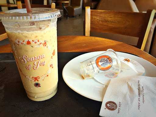 J.Co Donuts & Coffee 1