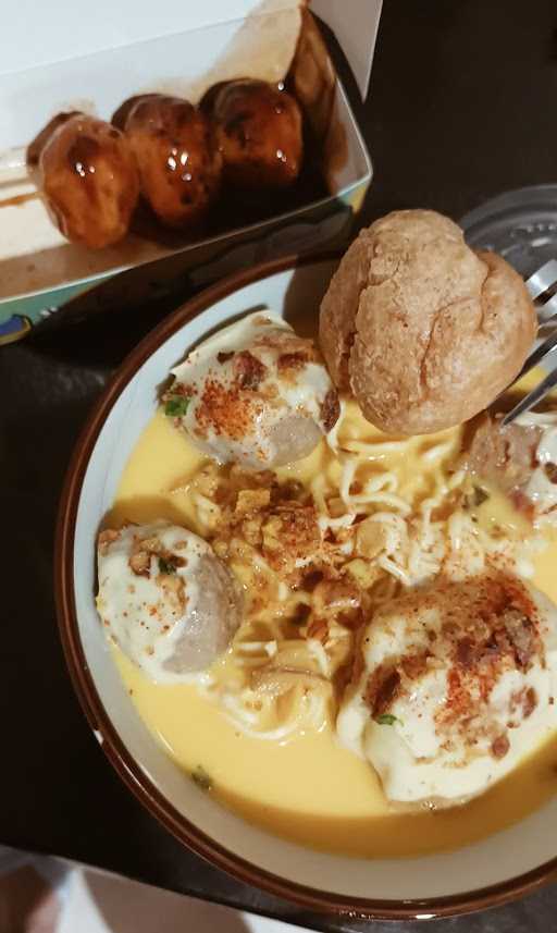 Bakso Buka Baju - Gubuk Makan Bakso Keju, Dewi Sri 10