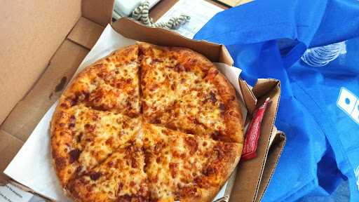 Domino'S Pizza 4