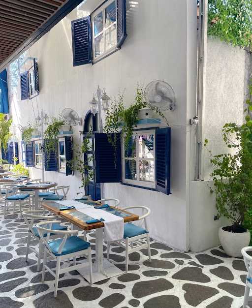 Ithaca Greek Restaurant 3