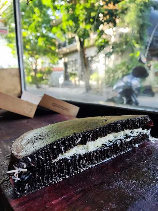 Martabak Kirana, Seminyak 1