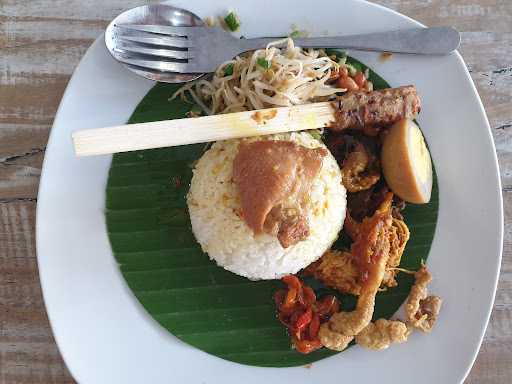 Nasi Ayam Kedewatan Sangtu Kuta 5