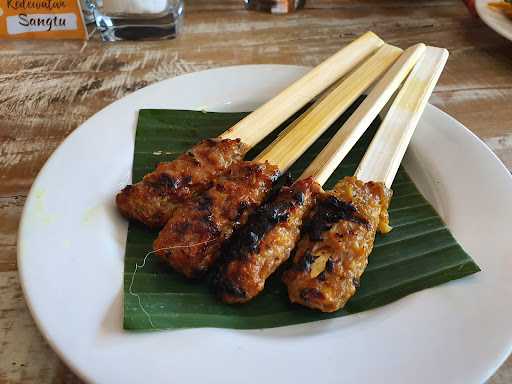 Nasi Ayam Kedewatan Sangtu Kuta 9