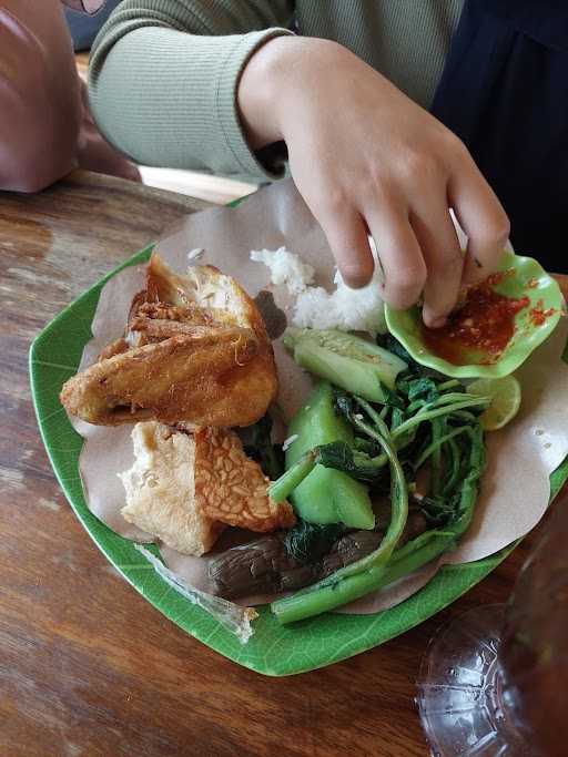 Nasi Tempong Indra Kuta 6