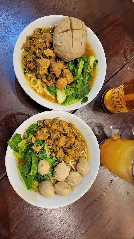 Purnama Bakso Blitar Seminyak 9