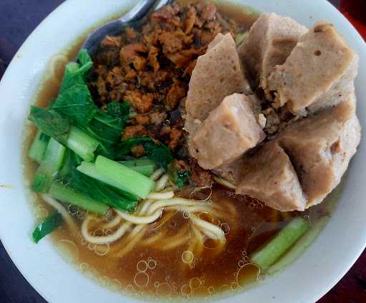 Purnama Bakso Blitar Seminyak 8