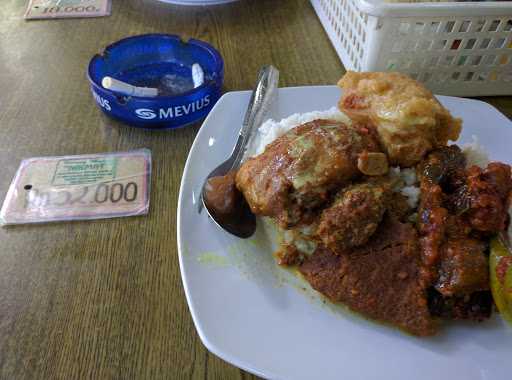 Warung Makan Nikmat Halal 9