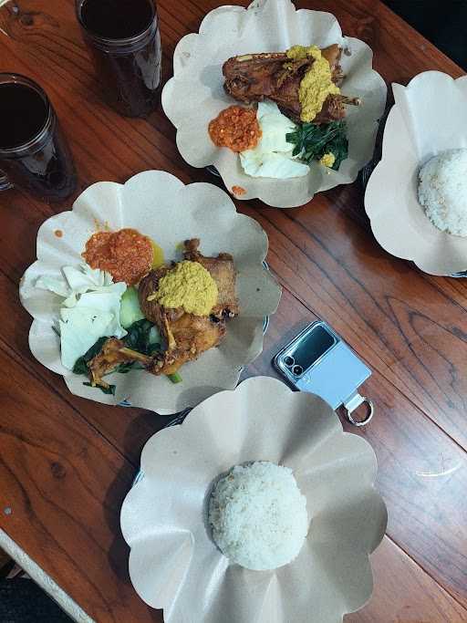 Warung Nasi Bebek Bu Rima 4