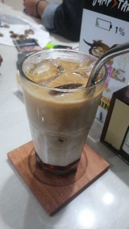 Js Coffee & Smoothies 6