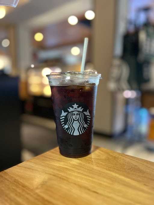 Starbucks - Nusa Dua Bali 6