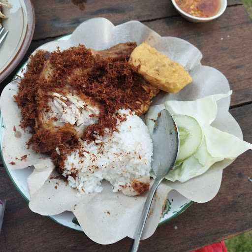 Ayam Goreng Lengkuas Bu Chandra 7