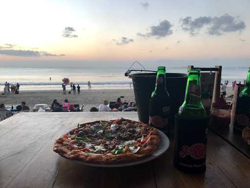 Jwb Pizza Beach 9