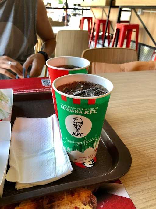 KFC - Nusa Dua Siligita 1