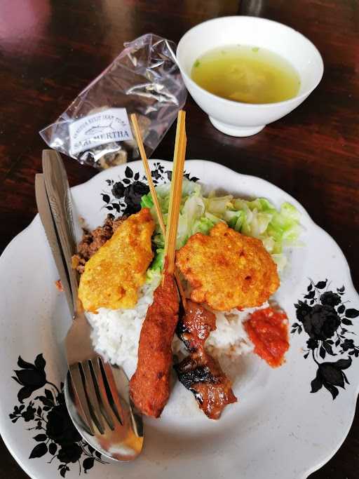 Pondok Makan Sari Mertha ᬧᬦᬤᬓᬫ‬ᬓᬦᬲᬭ ᬫᬢ᭟ 3