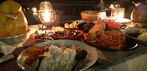 Radja Seafood Jimbaran 7