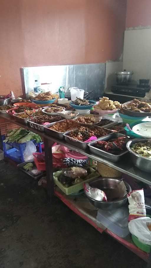 Warung Makan Sunda Ibu Heri 10