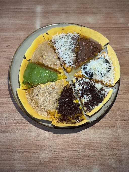 Mama Martabak & Terang Bulan 8