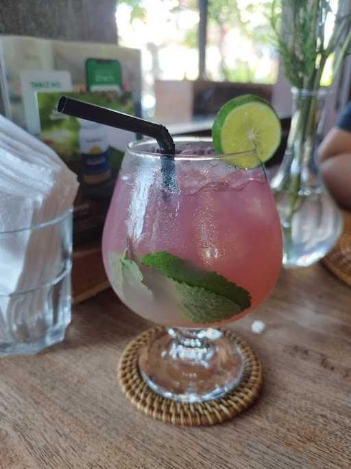 Kasava Resto & Bar Seminyak 1