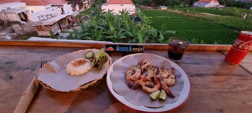 Lazy Lobster Bali & Wing Haus 9