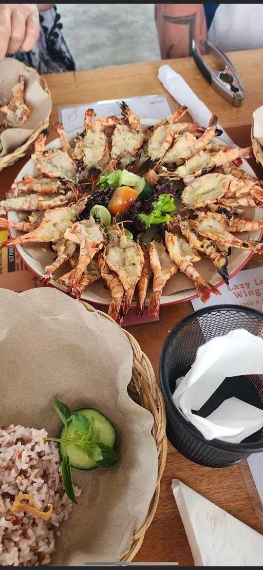 Lazy Lobster Bali & Wing Haus 8