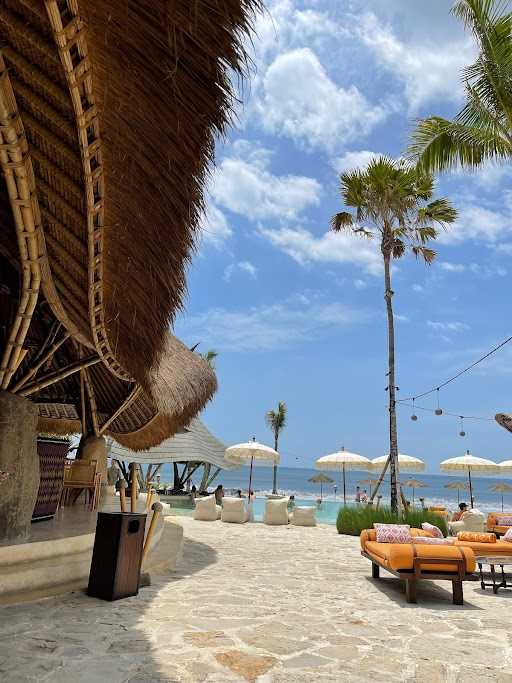 Mari Beach Club Bali 5