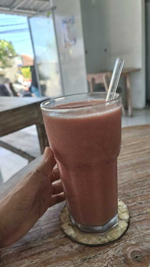 Ubud Kitchen Juice Bar 6