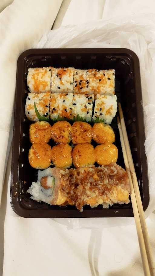 Fuji Sushi Berawa 9