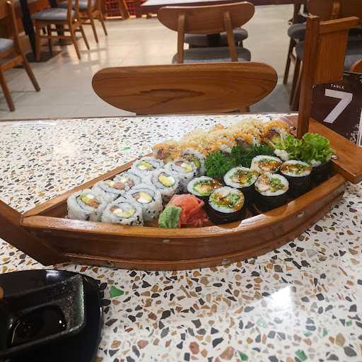 Fuji Sushi Canggu 6