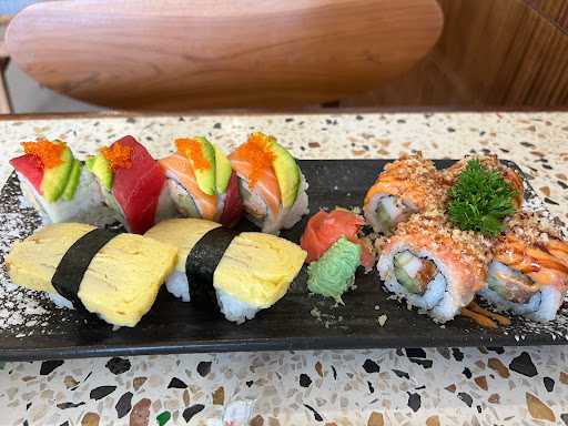 Fuji Sushi Canggu 9