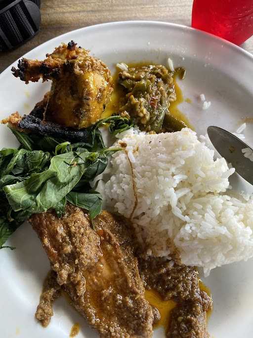 Masakan Padang Petitenget 5