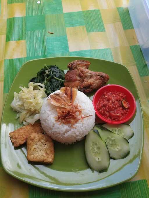 Masakan Padang Selo Pasisia 1