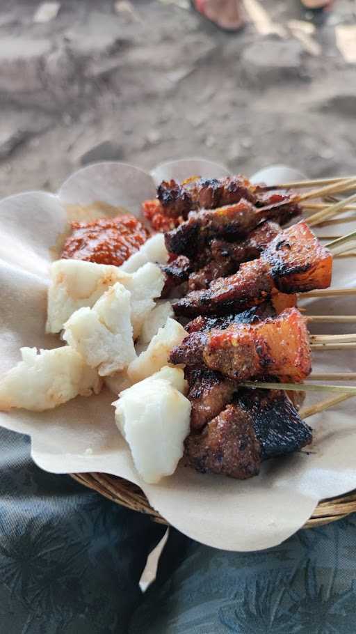 Sate Babi Pak Ketut 1