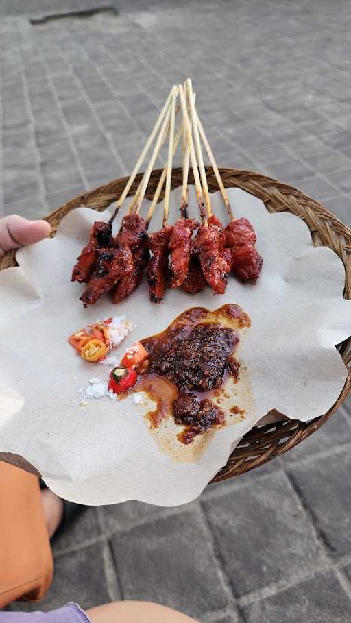 Sate Babi Petitenget Jepun Kembar 1