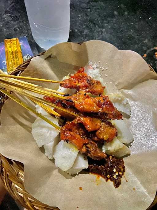 Sate Babi Petitenget Jepun Kembar 5