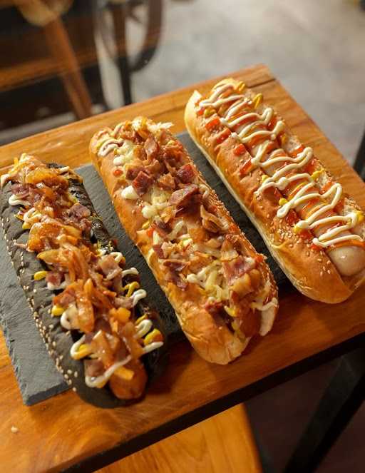 Suka Hotdogs Seminyak 5