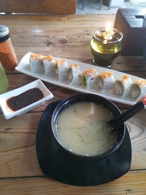 Waroeng Sushi Canggu 5