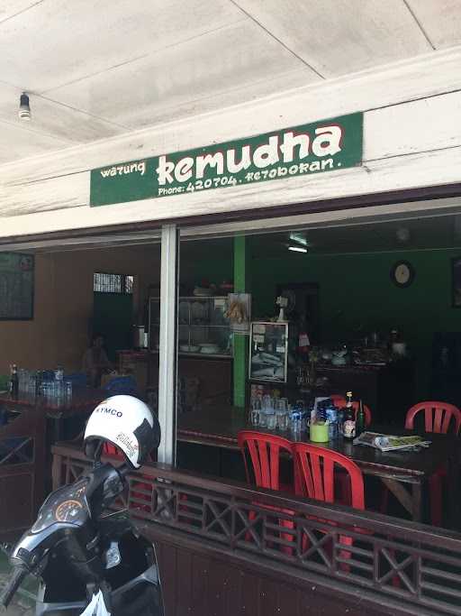 Warung Nasi Kemudha 8