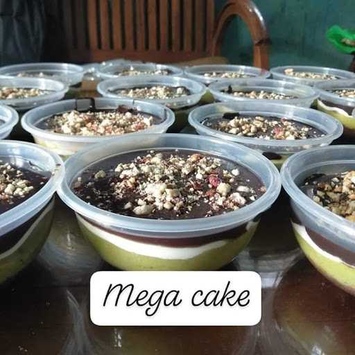 Mega Cake 3