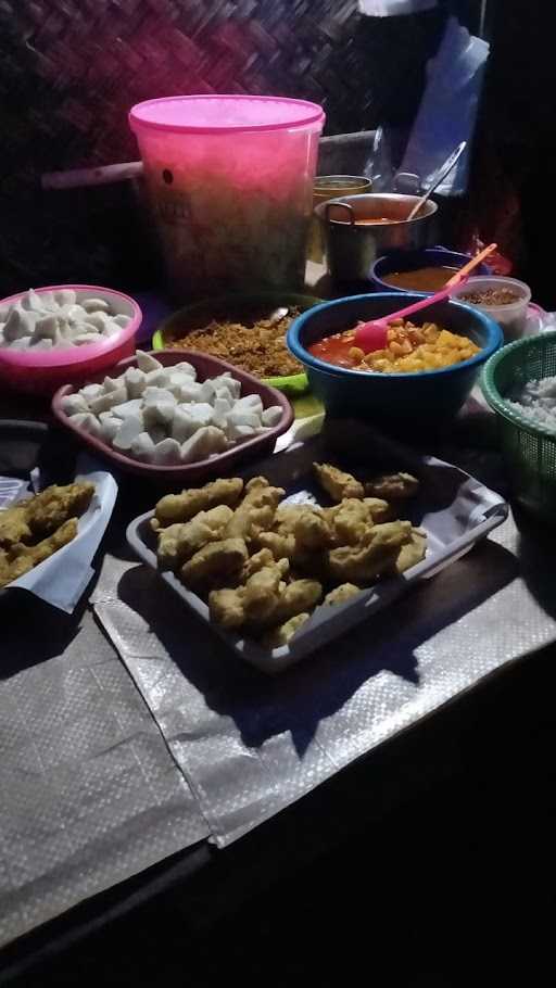 Warung Nasi Uduk Nenek Aim 1