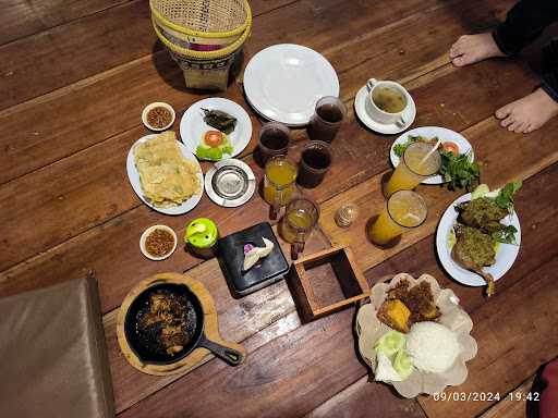 Rumah Makan Dadakan Sunda 2