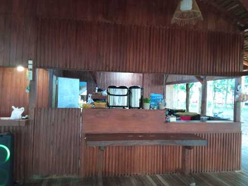 Saung Jalak Resto&Cafe 6