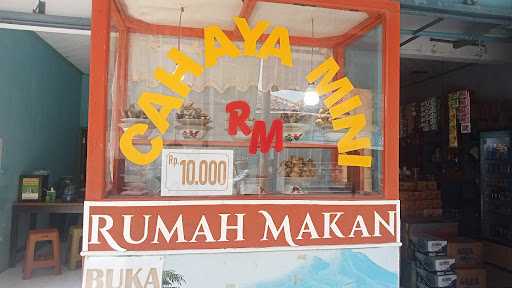 Rm Cahaya Mini (Masakan Padang)Kutowinangun 8