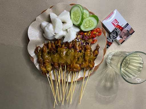 Sate Ayam Tusukan Yahuuud 1